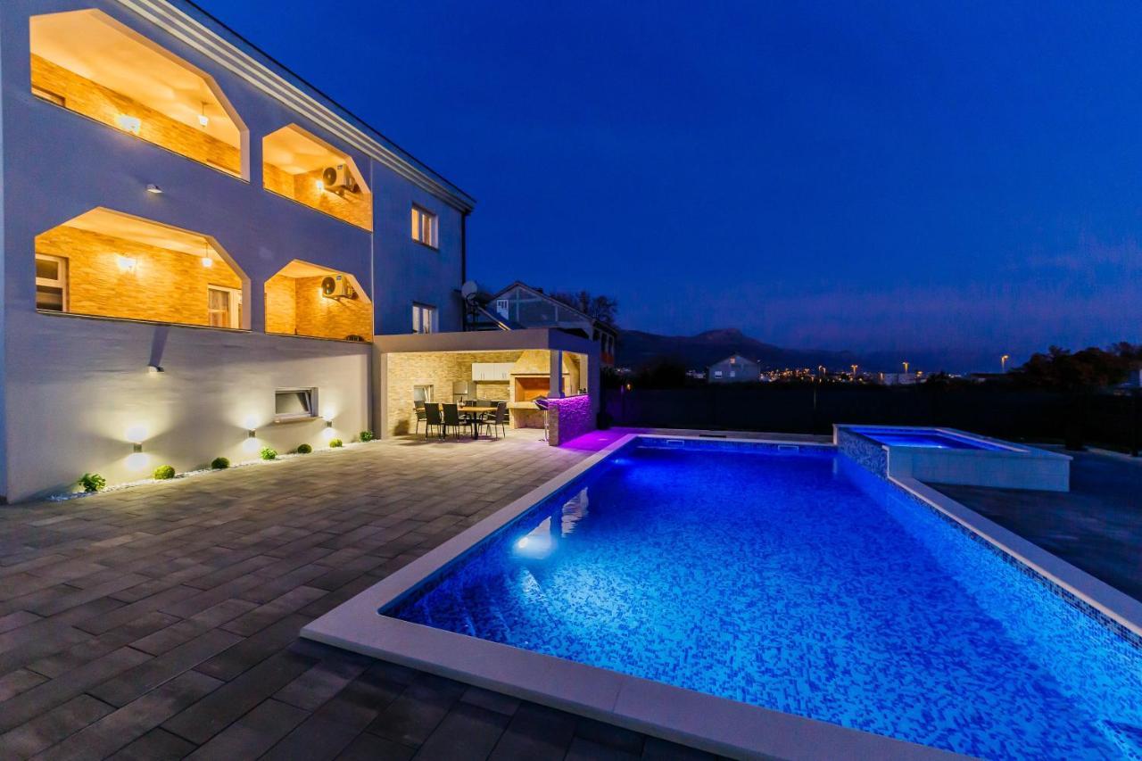 Villa Lamarin คาชเตลา ภายนอก รูปภาพ