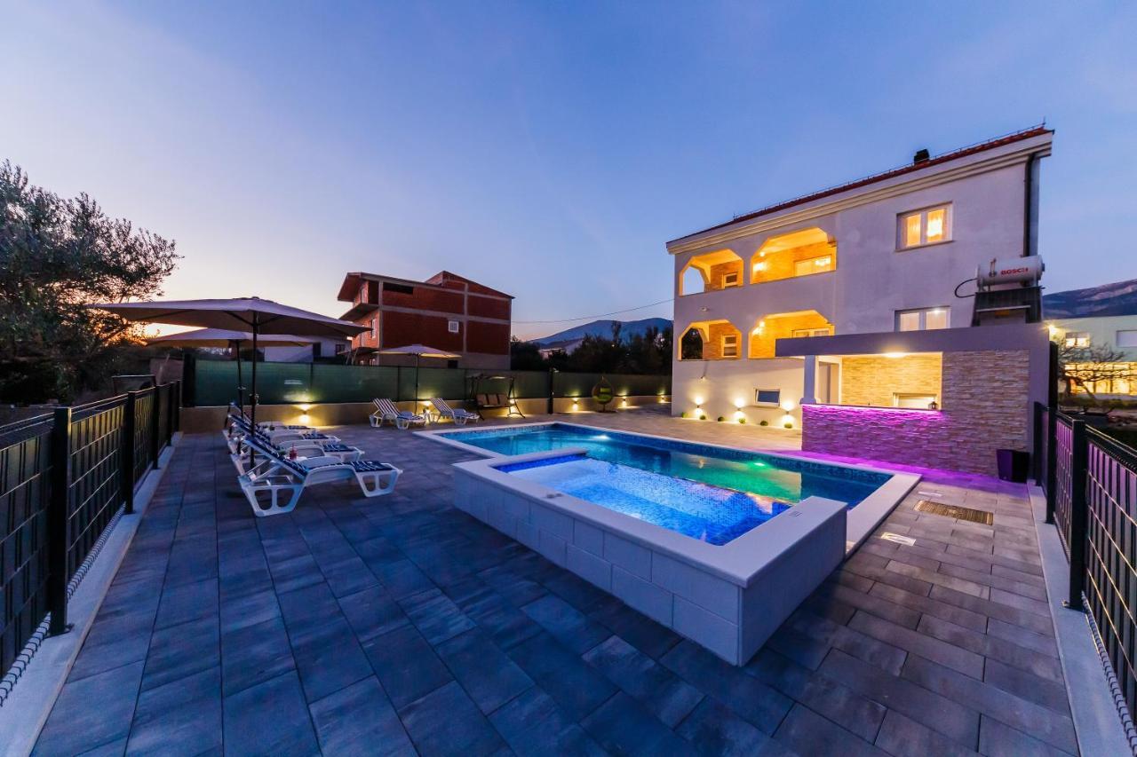 Villa Lamarin คาชเตลา ภายนอก รูปภาพ