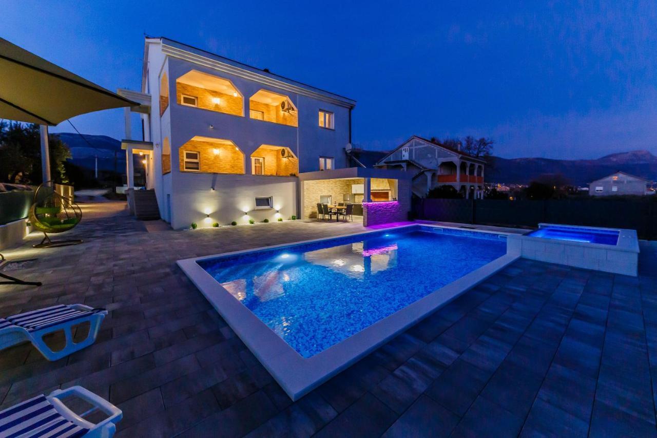 Villa Lamarin คาชเตลา ภายนอก รูปภาพ