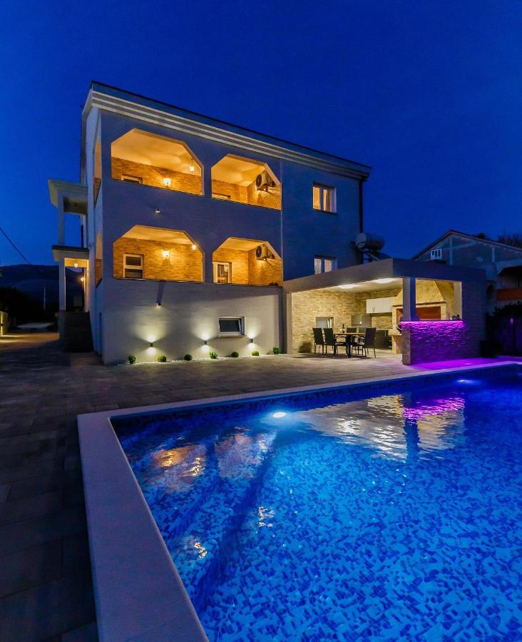 Villa Lamarin คาชเตลา ภายนอก รูปภาพ